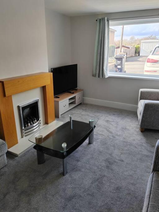 Apartmán Cosy Brighouse 3 Bed House-Great For Contractors Exteriér fotografie