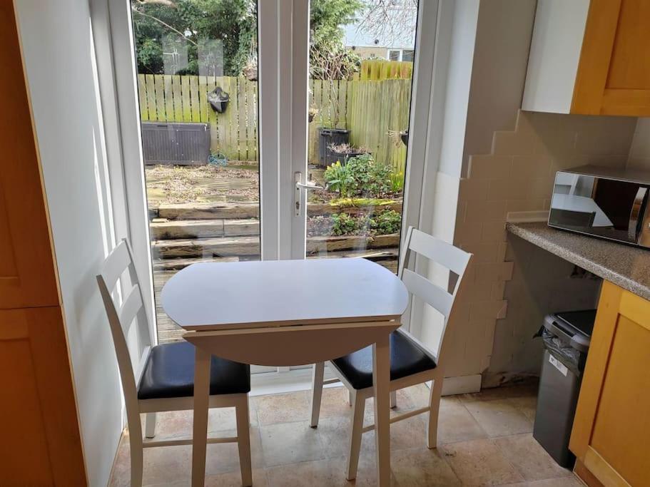 Apartmán Cosy Brighouse 3 Bed House-Great For Contractors Exteriér fotografie